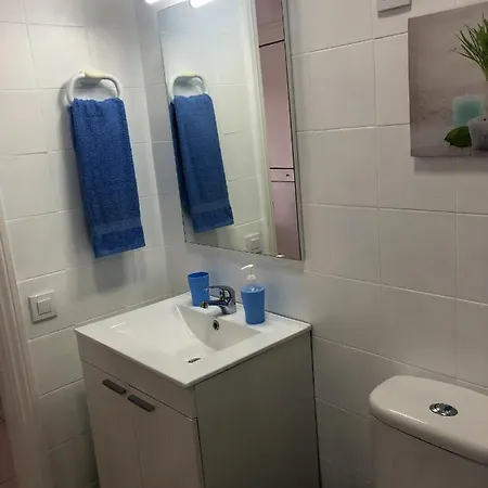 2 Bedrooms House At 10 M Away From The With Sea View Furnished Terrace And Wifi Ferienhaus