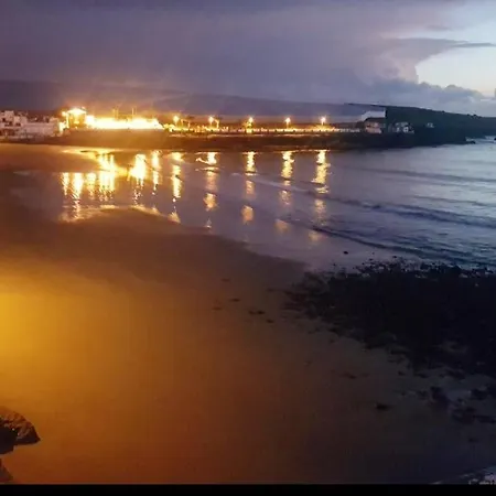 2 Bedrooms House At 10 M Away From The With Sea View Furnished Terrace And Wifi Holiday home