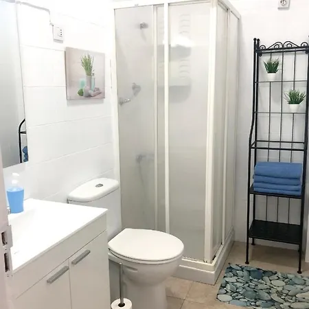 Holiday home 2 Bedrooms House At 10 M Away From The With Sea View Furnished Terrace And Wifi *